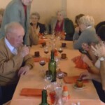 n°022 -- Date: samedi 05 mai 2012, Photo: Roger GARBAYE, Lieu: Goualade, Légende: Repas,